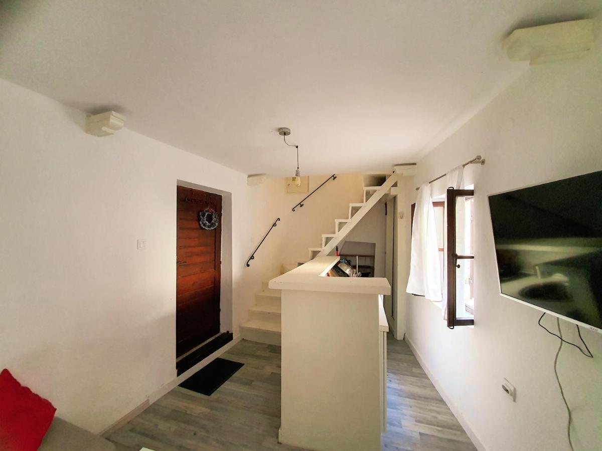 St.Tripun Apartment Kotor Ngoại thất bức ảnh